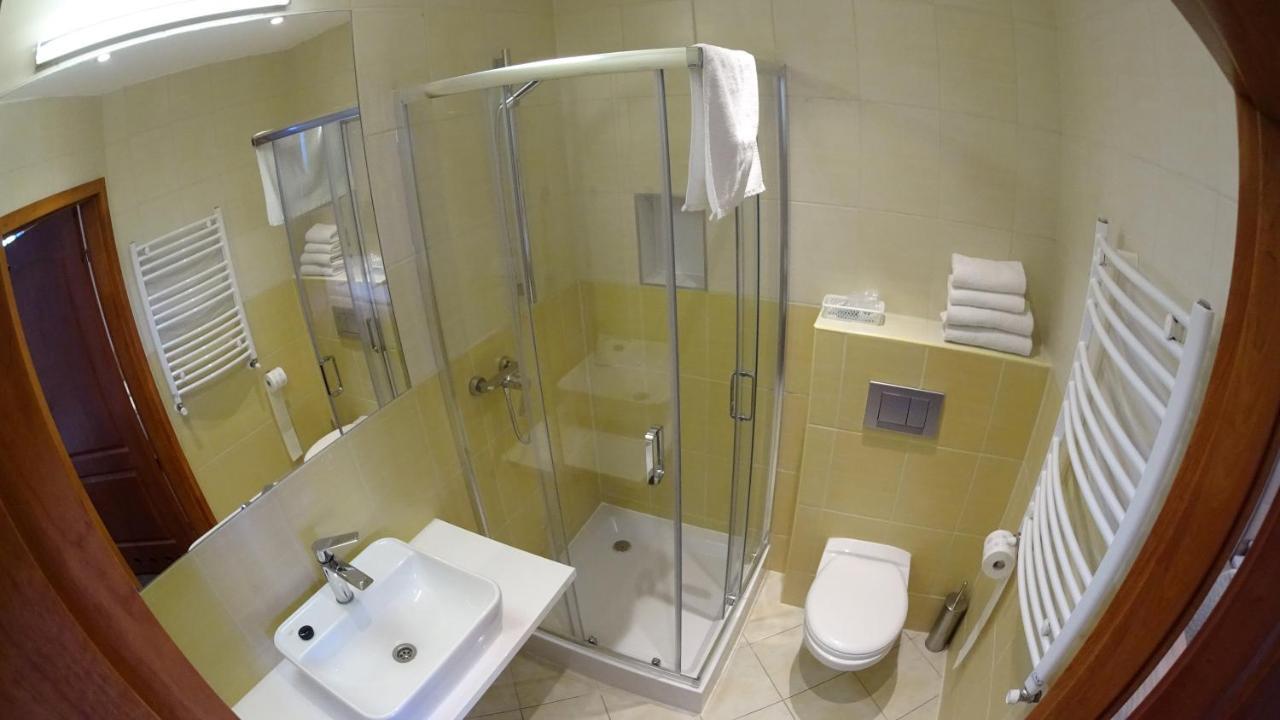 Hotel Astra Dąbrowa Górnicza Zewnętrze zdjęcie